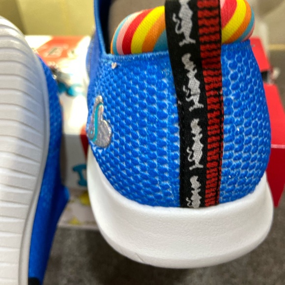 NIB Girls Sketchers brand slip on sneakers Cat in the Hat Sz 3 Blue - Picture 5 of 12